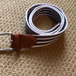 Never worn stylish belt